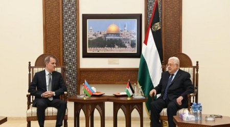 Ceyhun Bayramov Fələstin Prezidenti Mahmud Abbasla görüşüb