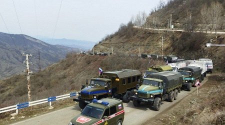 Sülhməramlıların 52 avtomobili Laçın-Xankəndi yolundan KEÇİB