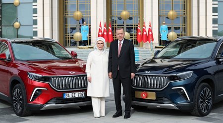 Türkiyənin yerli avtomobil markası Ərdoğana TƏQDİM EDİLDİ - FOTO/VİDEO 