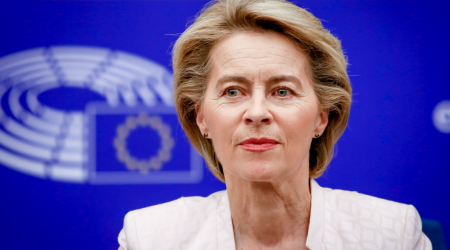 Ursula fon der Lyayen Çinə SƏFƏR EDƏCƏK 