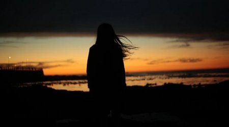 Sumqayıtda 17 yaşlı qız itkin düşüb - FOTO