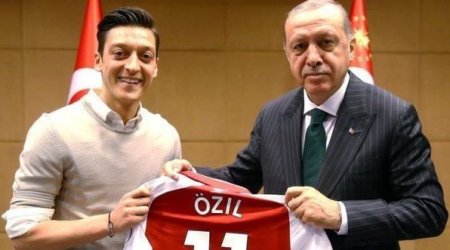 Məsut Özil Ərdoğanın partiyasından deputatlığa namizəd olacaq