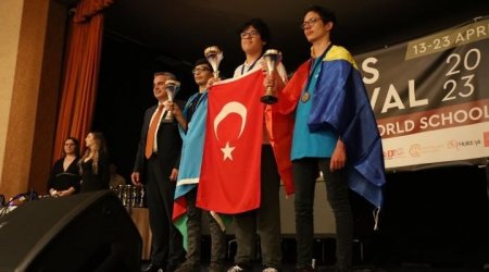 Şahmatçımız Dünya çempionatında gümüş MEDAL QAZANDI 