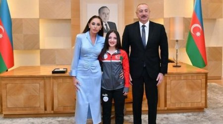 İrəvanda qızıl medal qazanan türk atlet İlham Əliyevə təşəkkür edib - FOTO 