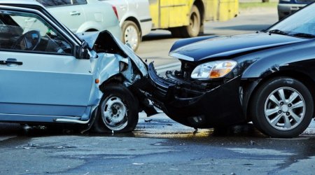 “Dövlət Proqramı kağız üzərində qalıb” – Azərbaycanda artan yol qəzalarının SƏBƏBİ