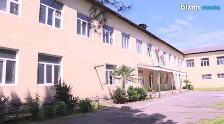 Zaqatalada kənd məktəbi İLANLARIN İŞĞALINDA – “Direktor otağında çomaq saxlayır ki...” – FOTO 
