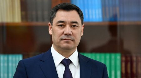 Qırğızıstan prezidenti Rusiyaya getdi