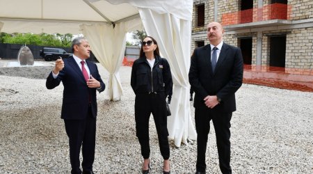 Prezident və xanımı Şuşada yeni yaşayış kompleksinin inşası ilə tanış olublar - FOTO/VİDEO