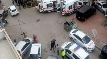 Türkiyədə DƏHŞƏTLİ CİNAYƏT: Çayxanada bıçaqlananlardan 5-i öldü