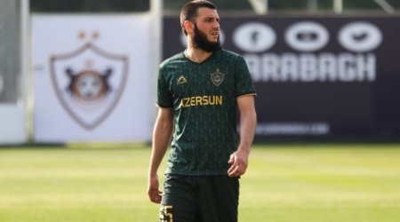 “Qarabağ” müdafiəçisi ilə müqaviləni uzatdı