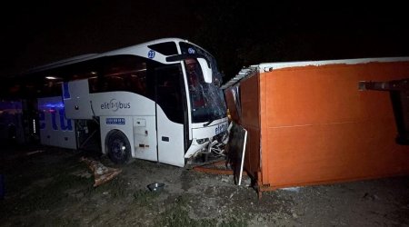 Türkiyədə AĞIR QƏZA: Ölən və yaralananlar var - FOTO 