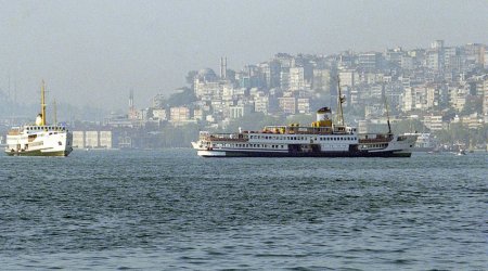 Türkiyə Bosfor və Çanaqqala boğazından keçən gəmilər üçün rüsumları artırır