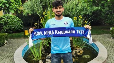 Azərbaycanlı futbolçu Bolqarıstan klubuna keçdi