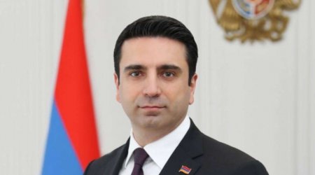 Alen Simonyan: “Kommunikasiyaların açılması baxımından Bakı ilə anlaşma əldə olunub