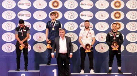 Azərbaycan güləşçiləri Türkiyədə 12 medal qazandılar