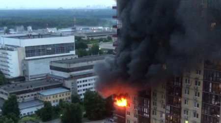 Moskvada yaşayış binasında yanğın: Ölənlər var – VİDEO