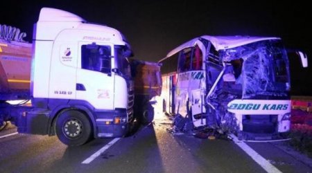 Türkiyədə ağır QƏZA: Çox sayda yaralı var - FOTO