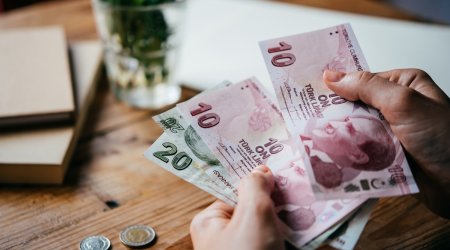 Türkiyədə dollar 26 lirəni KEÇDİ  