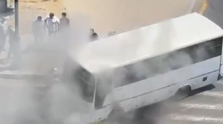 Sumqayıtda sərnişin avtobusu YANDI – VİDEO