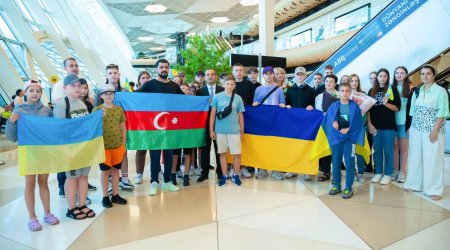 Azərbaycana gətirilən 30 ukraynalı uşaq reabilitasiya tədbirlərinə cəlb OLUNACAQ - FOTO 