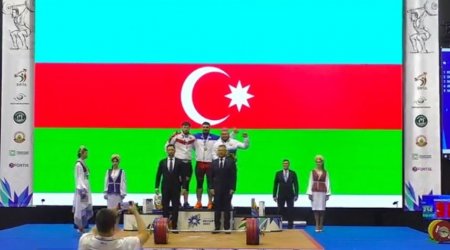 Ağırlıqqaldıranımız Minskdə qızıl medal qazandı