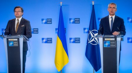 Kuleba Stoltenberqlə Ukraynanın NATO yolunda addımlarını müzakirə edib