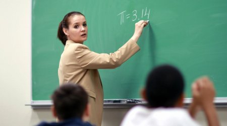 1 306 müəllim müddətli müqavilə ilə işə qəbul olunub