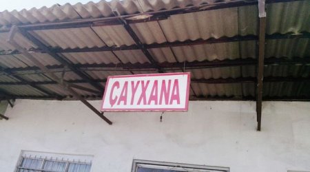 Bakıda çayxana yandı