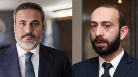 Hakan Fidanla Mirzoyan regional məsələləri müzakirə ETDİ