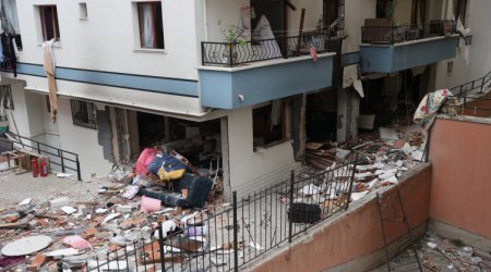 Ankarada yaşayış binasında PARTLAYIŞ: Ölən və yaralananlar var - VİDEO 