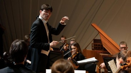 Moskvada Polad Bülbüloğlunun oğlunun dirijorluğu ilə konsert keçirildi