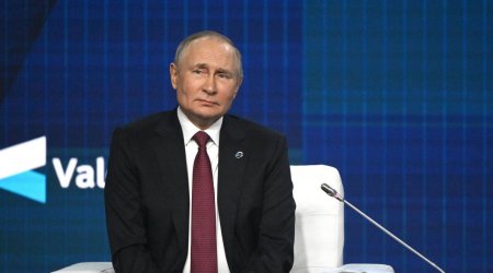 Putin “Valday”da Priqojini XATIRLADI: “Təyyarəsinə heç bir kənar təsir olmayıb” - VİDEO 