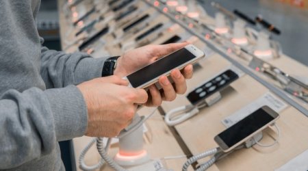 Mobil telefonların idxalı ilə bağlı YENİ QAYDA – QİYMƏTLƏR UCUZLAŞACAQ?