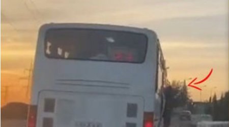 Avtobusu qapısı açıq idarə edən sürücü CƏZALANDIRILDI – VİDEO 