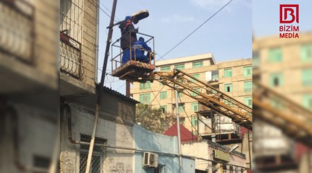 Bizim.Media YAZDI – Bakının mərkəzindəki küçə İŞIQLANDIRILDI – FOTO 