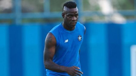 Balotelli dizindən əməliyyat olundu