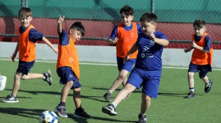 Şəhid və qazi övladları “Payız Futbol Düşərgəsi”ndə - FOTO