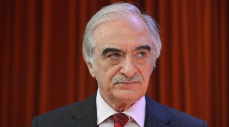 Polad Bülbüloğlu: “Ermənilər Qarabağı könüllü tərk edib, Azərbaycan onları məcbur etməyib”