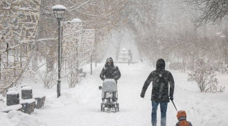 Moskvaya 145 ilin ən güclü qarı yağdı - FOTO/VİDEO