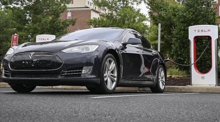 “Tesla” Çində satılan avtomobillərini geri çağırdı: SƏBƏB...