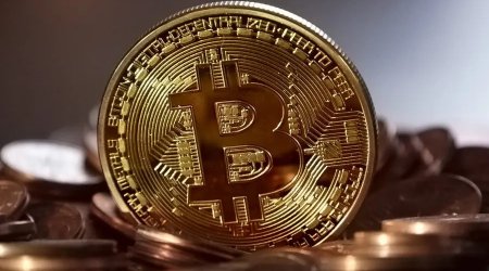 “Bitcoin” kəskin UCUZLAŞDI