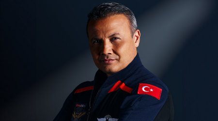 Türk astronavtın kosmosa səyahəti TƏXİRƏ SALINDI