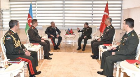 Hikmət Mirzəyev İstanbulda Türkiyənin ordu generalı ilə görüşdü - FOTO