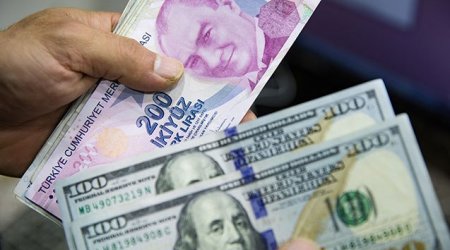 Lirə dollar qarşısında tarixi minimuma endi