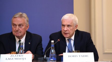 Qlobal Bakı Forumu ildən-ilə daha maraqlı keçir - Serbiyanın sabiq Prezidenti 
