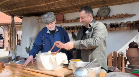 ABŞ səfiri Azərbaycanın məşhur aşpazının qonağı oldu