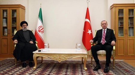 Türkiyə və İran prezidentləri regional məsələləri müzakirə ediblər