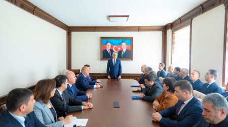 Naxçıvan Muxtar Respublikasının yeni Baş naziri kollektivə təqdim edilib - FOTO
