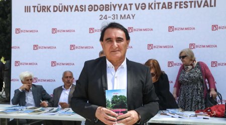 Tanınmış publisist Babək Göyüşün kitabları SƏRGİLƏNİB – FOTO 