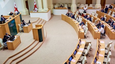 Gürcüstan parlamenti Salome Zurabişvilinin vetosunu LƏĞV ETDİ